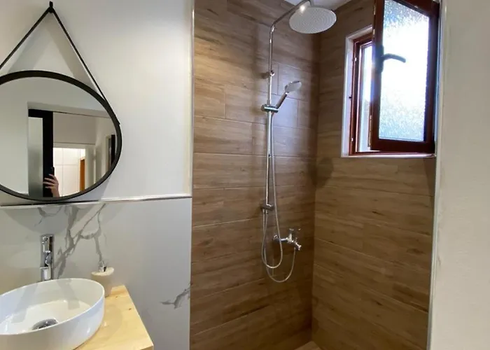 Vavla House 民宿 *